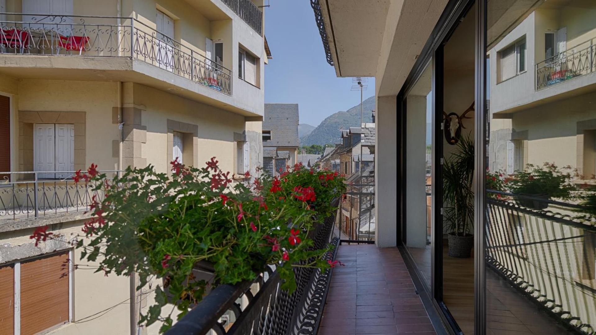 Casa Tino Apartment Les Exterior photo