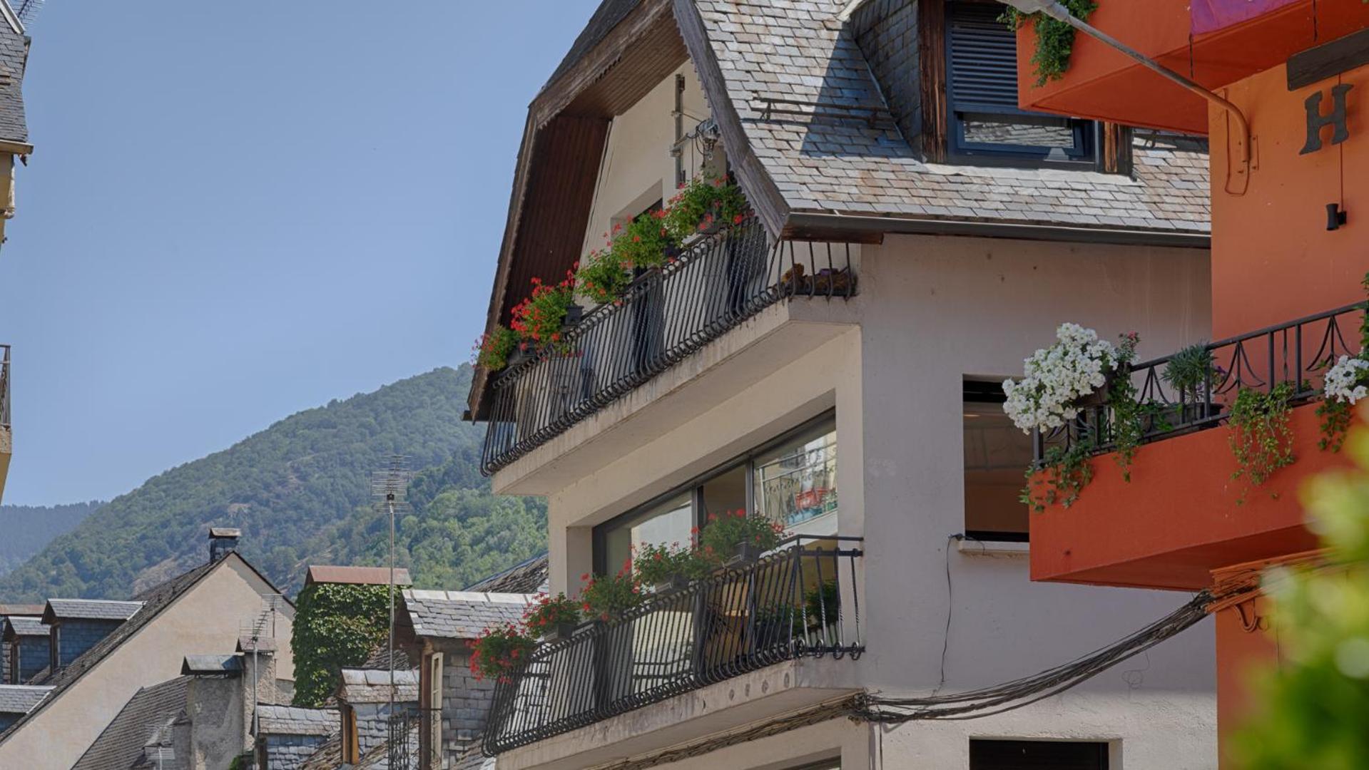 Casa Tino Apartment Les Exterior photo